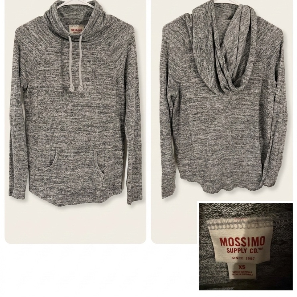 Mossimo Supply Co. Heather Gray Knit Top